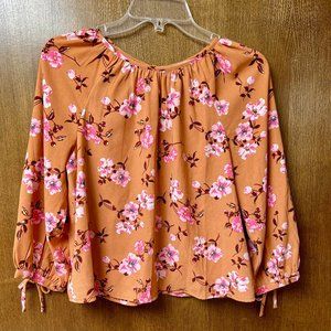 $48 GB girl's tan/floral blouse size XL
